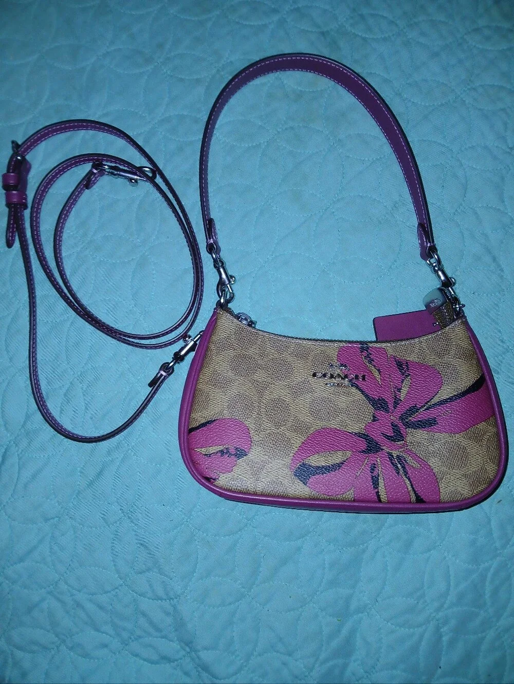 Coach Bow Mini Teri